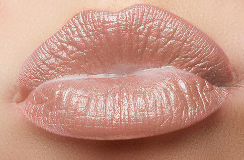 Legend | Xolani Beauty Vinyl Lip Lacquer